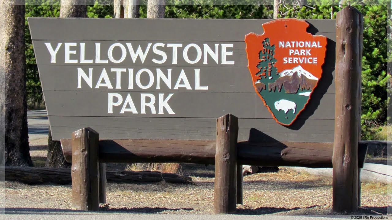 Artist Paint Pots - Yellowstone National Park WY