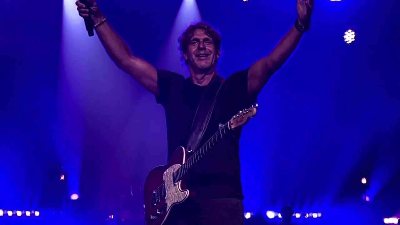 Billy Currington - Must Be Doin’ Somethin’ Right (Live) - Mohegan Sun Arena, Uncasville, CT- 5/31/25