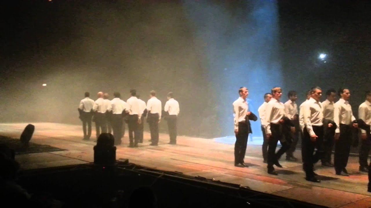 Circus Flic Flac Exxtrem-March Opening
