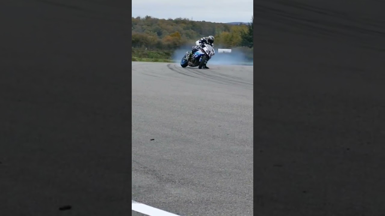 #drift&nbsp;#driftking&nbsp;#drifting&nbsp;#driftbike&nbsp;#bikedrift&nbsp;#bikedrifting&nbsp;#bikeporn&nbsp;#motocycleporn&nbsp;#s1000rr&nbsp;