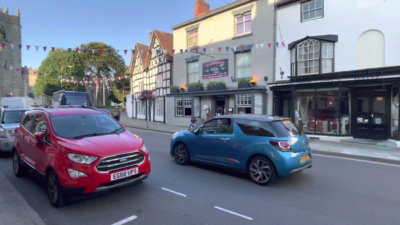 Alcester! Such a beautiful village!