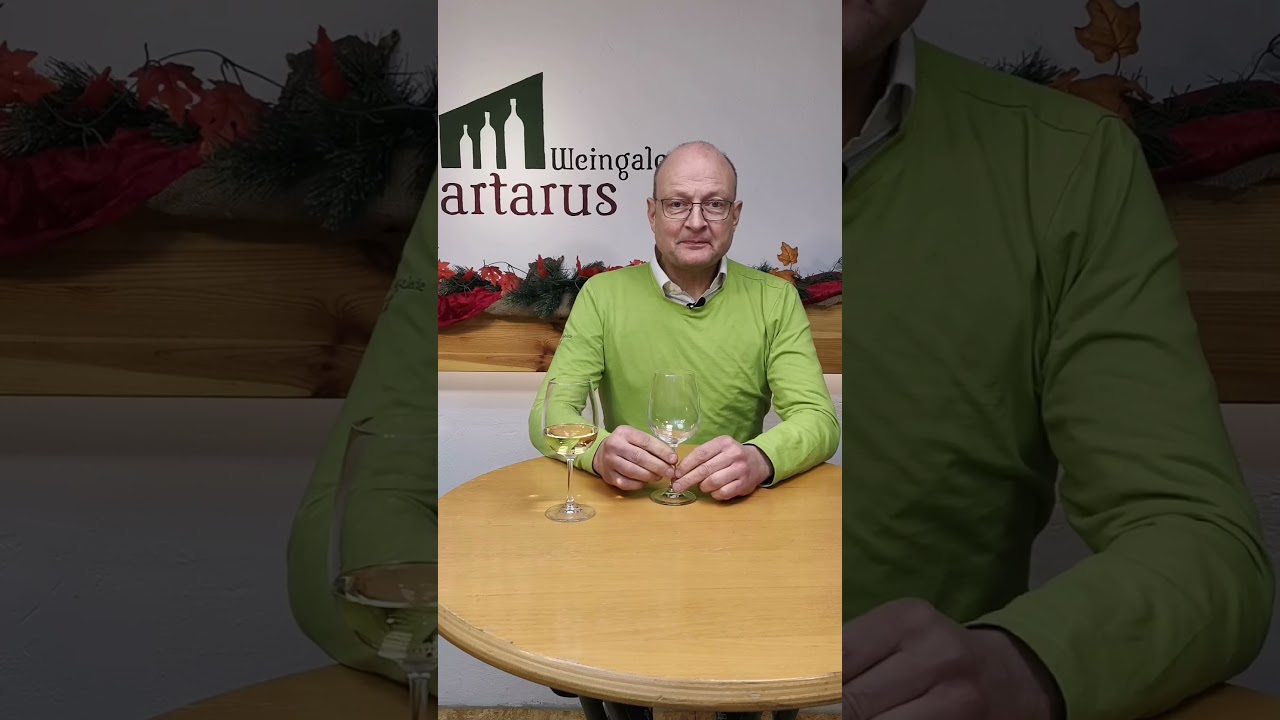 How to use a wineglas
