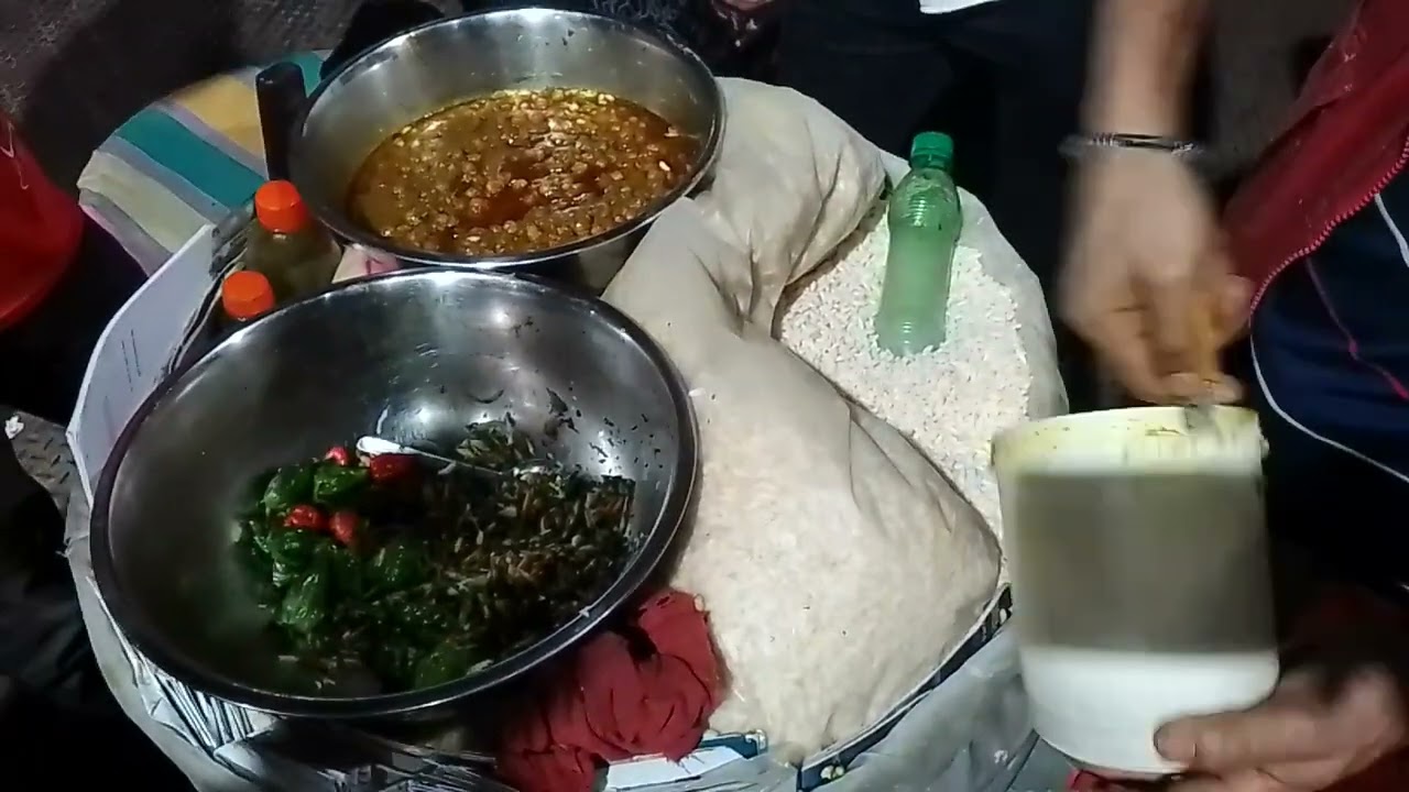 Dhaka Famous Jhalmuri | Ali Akbor Vai Street Food Crowd 🔥