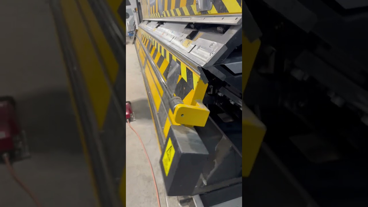 Listojen valmistaminen #peltilista #verkkokauppa #peltisepp&auml; #listasepat