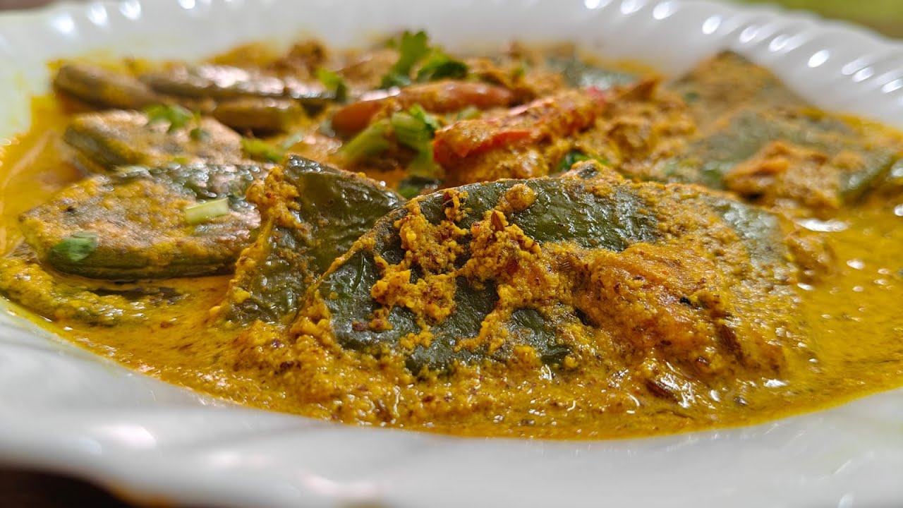 শিমের সর্ষে পোস্ত ঝাল! Broadbean Curry with Mustard and Poppy Seeds!