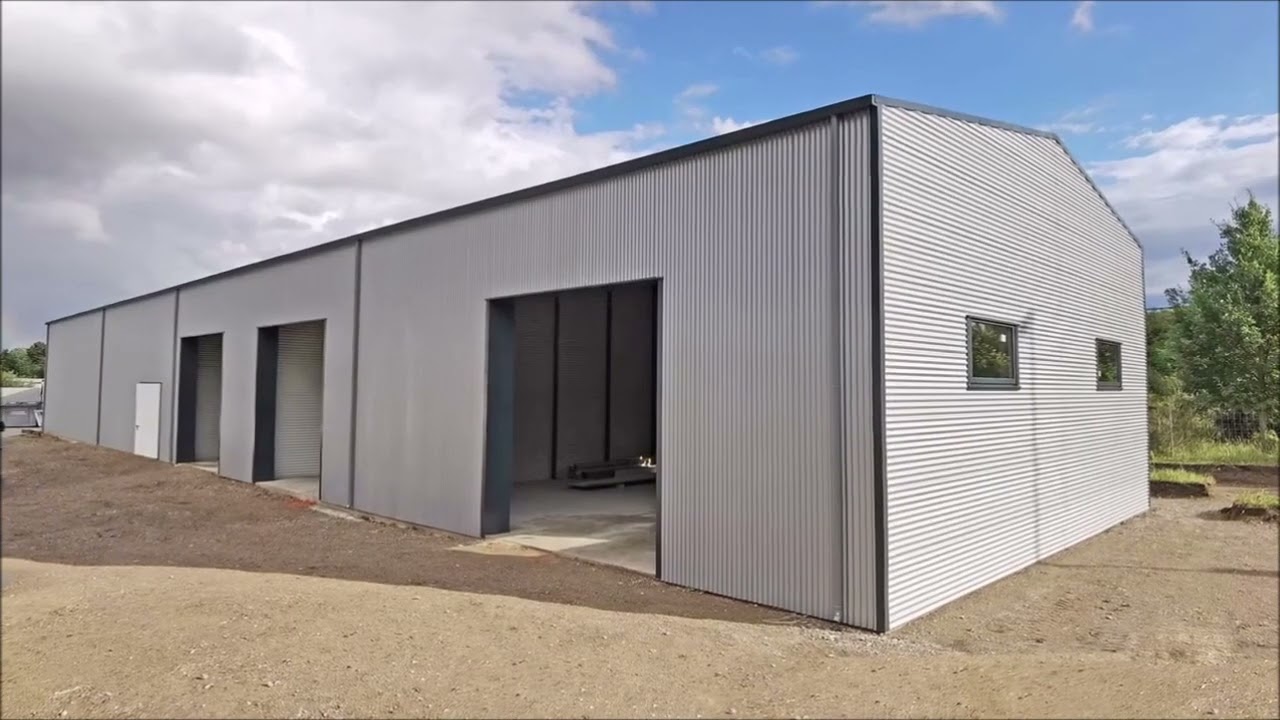 Reifenlagerhalle mit Teilisolierung