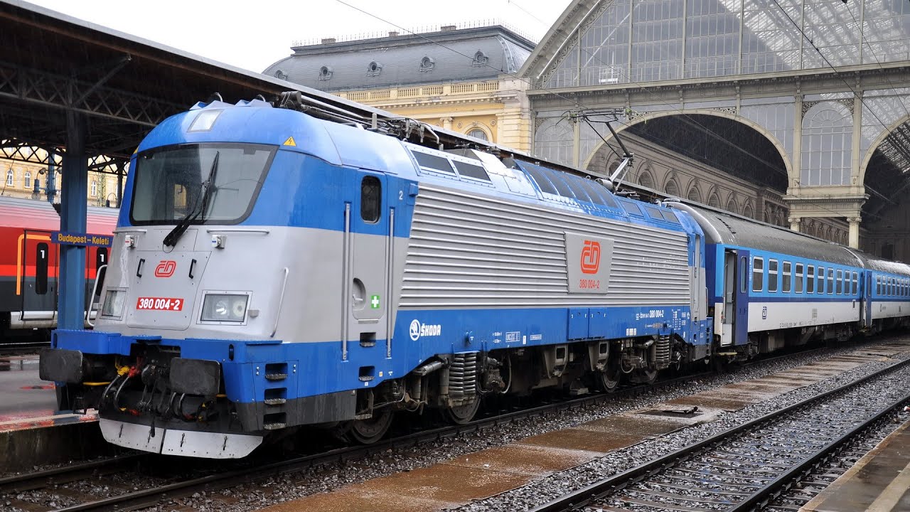 The Line Budapest - Szob - Párkány (Nr 70) 2015