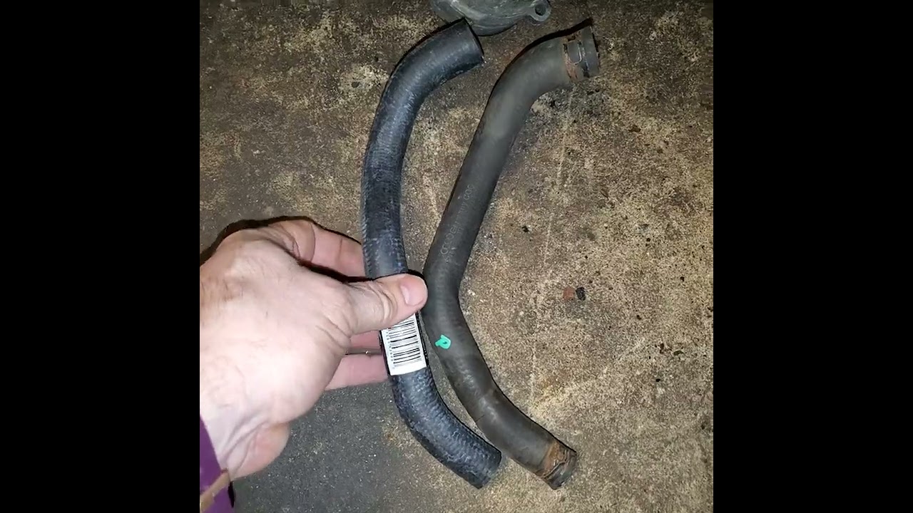 hard to find audi 2.7 coolant hose 078121096ac can interchange with 078121096am is also Gates 19261.