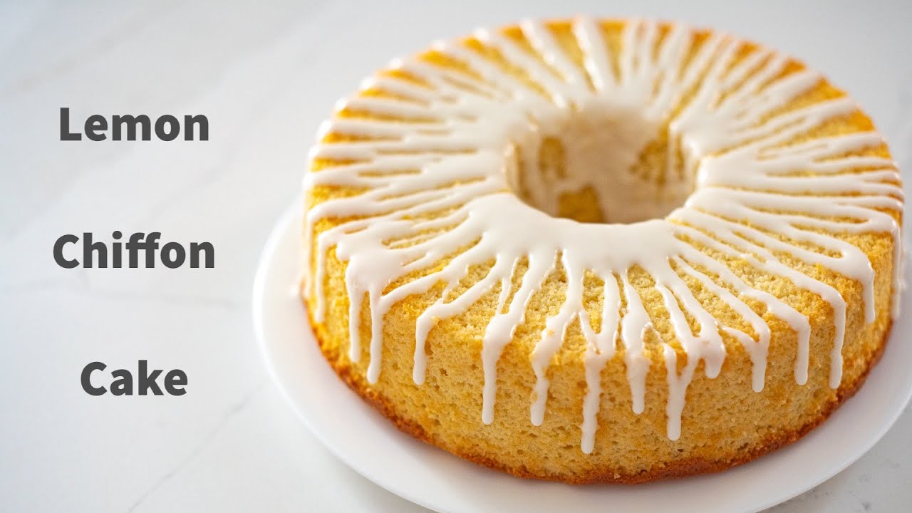 Lemon Chiffon Cake from Dessert of the Day (Williams-Sonoma) | Hit The Books