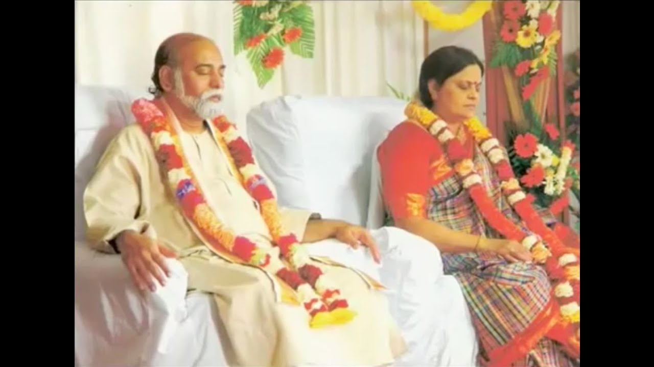 阿瑪巴關神性吉祥達顯 - 拜讚歌 07 Sri Amma Bhagavan Bajans-Aaore Bhagavan