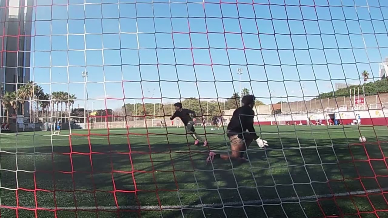 Shot Stopping in Barcelona | Full Goalkeeper Training