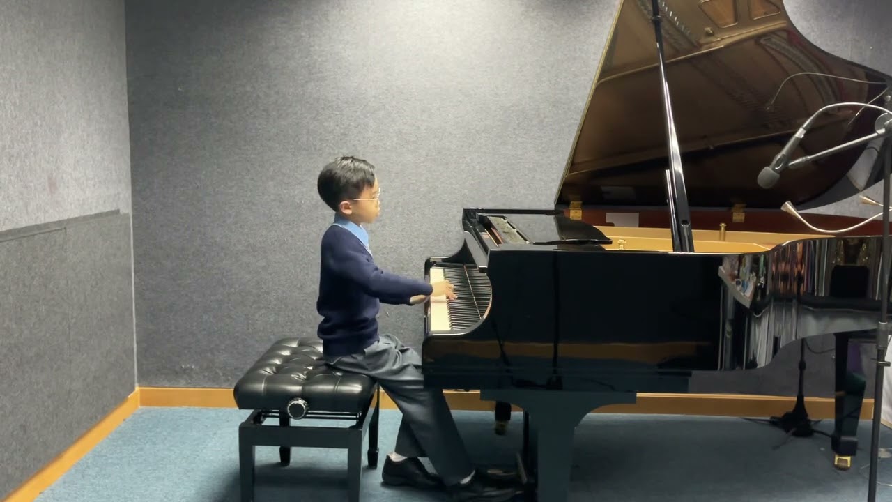 ABRSM Piano 2021 - 2022 | Grade 8 C1 |Bartók | Rondo No.1 from Three Rondos on Folk Tunes by Avery