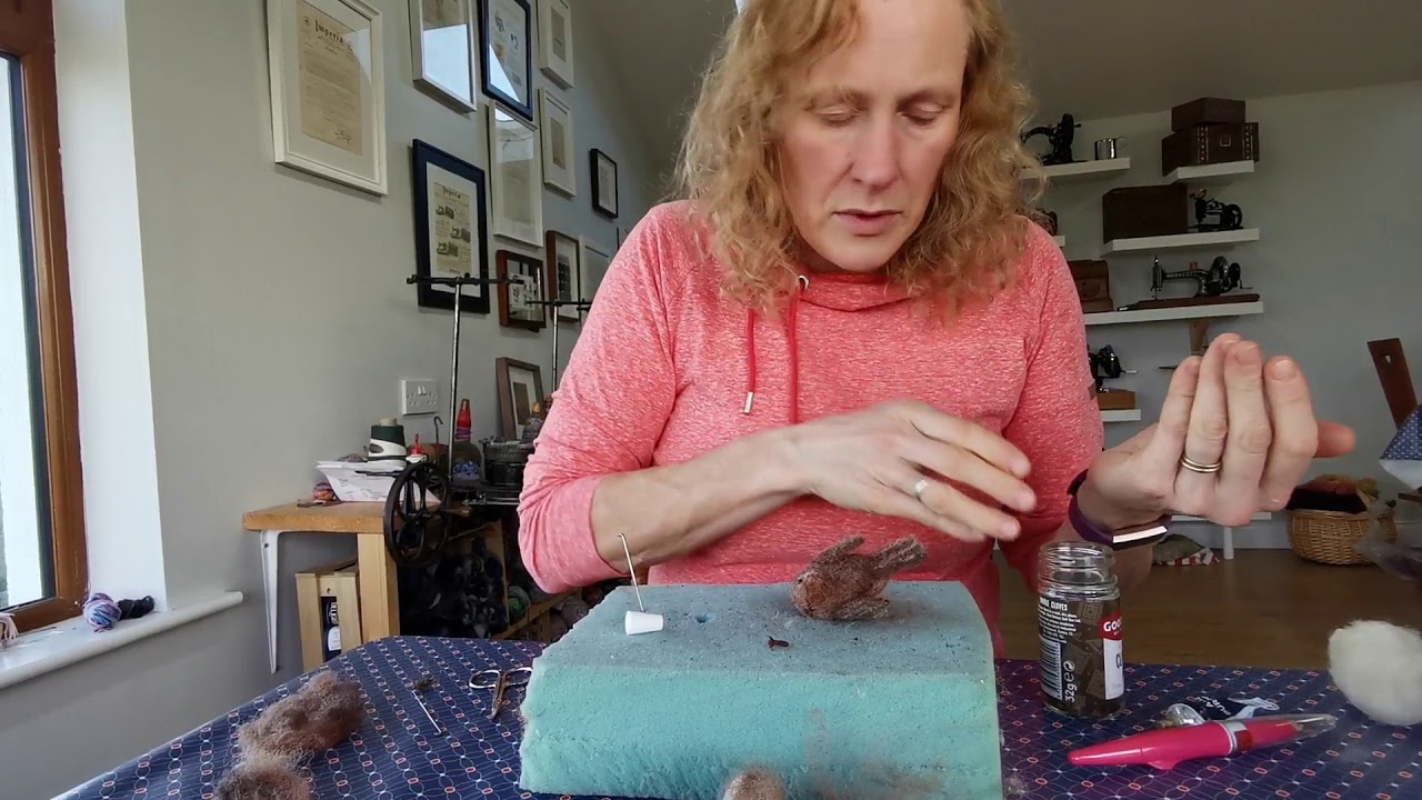 How to Needle  Felt a Wren