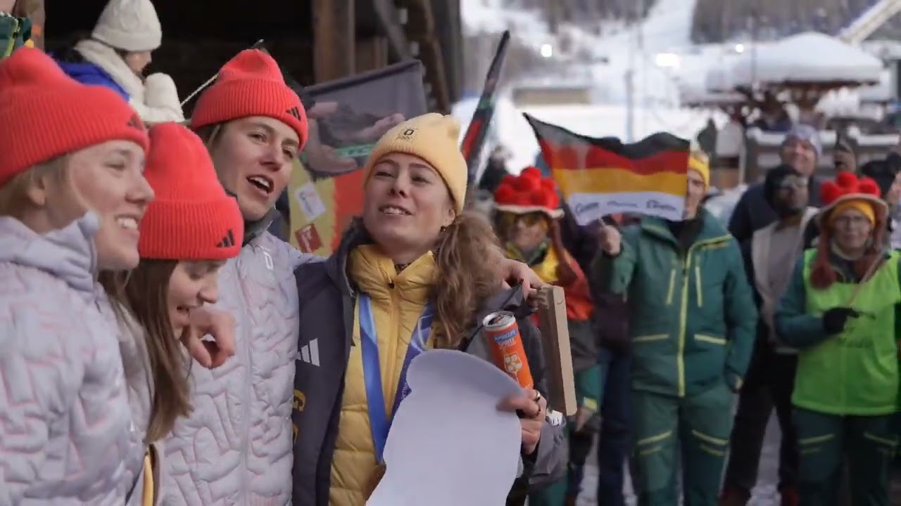 Daniela Maier feiert ihr Gold bei Olympia im Skicross und gibt Interview 