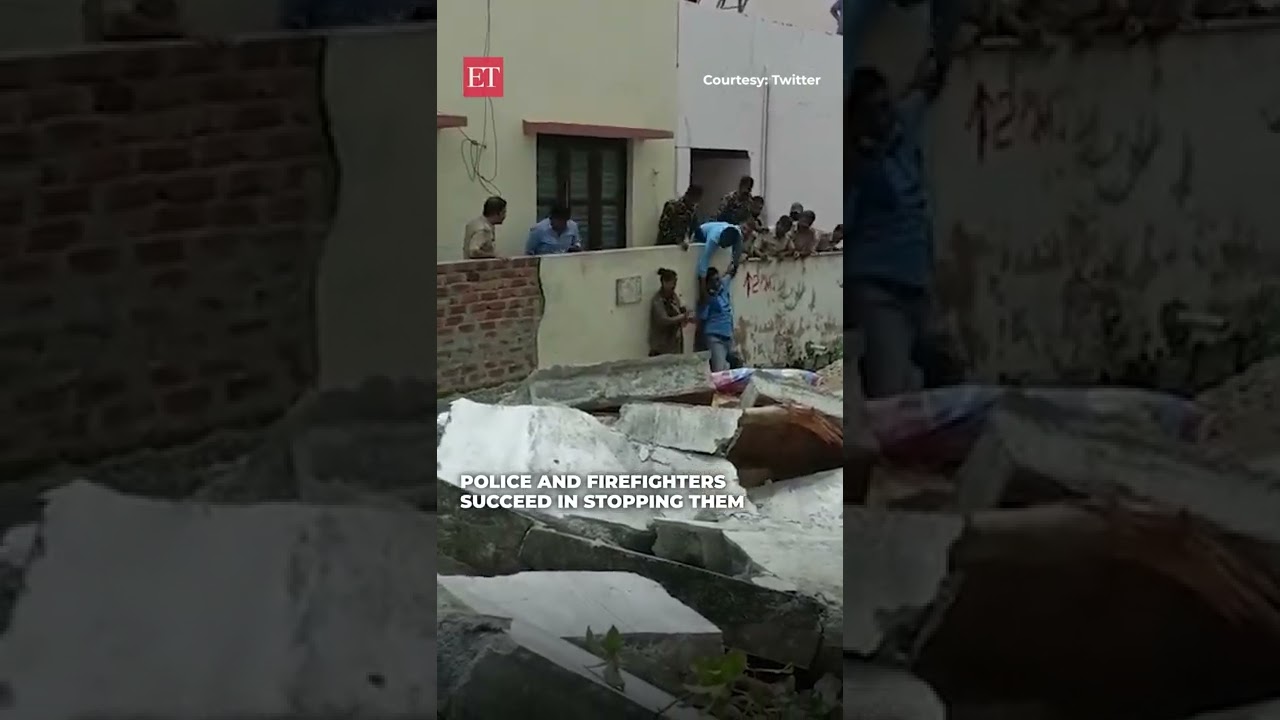 Couple threatens self-immolation to block BBMP demolition drive