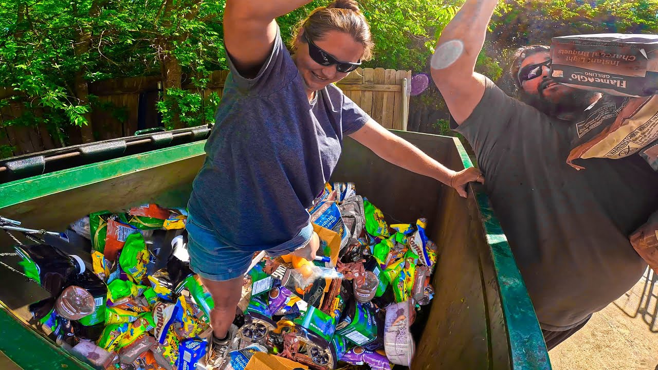 Dumpster Diving JACKPOT FILLED THE TRUCK From Several Dumpsters
