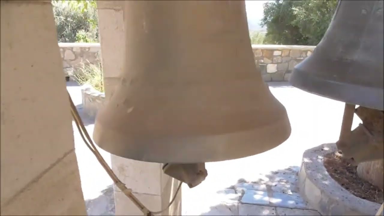 Die Glocken vom Kloster Moni Thari in Rhodos (bessere Qualität)
