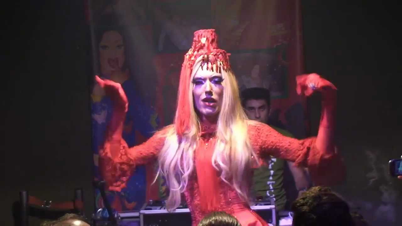 Vick Diamond -  Fashionista (Jimmy James Cover) @ Sinônimo Lapa - Pheeno TV