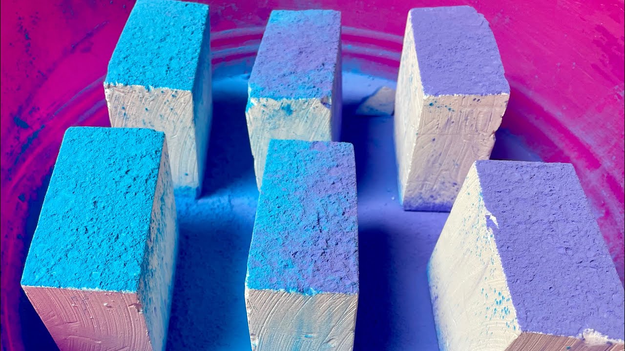 Soft Snow Fairy Dust Chalk with Blue & Purple Powder Ombré 