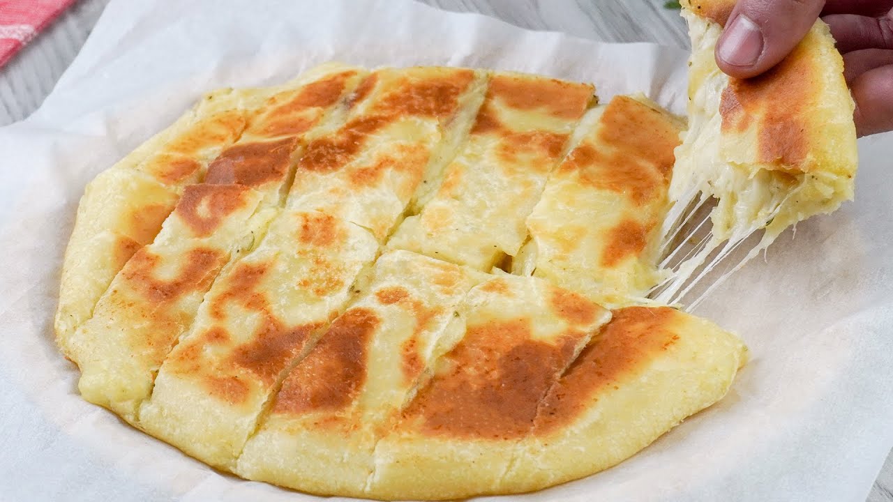 خبز في المقلاة محشي بالبطاطس و الجبن - جد لذيذة