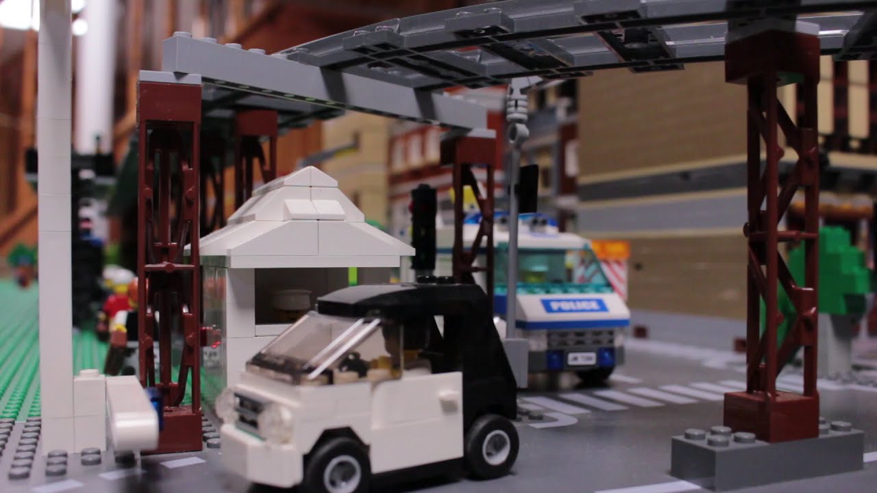 Lego City Elevated Rail - An In - Depth Look
