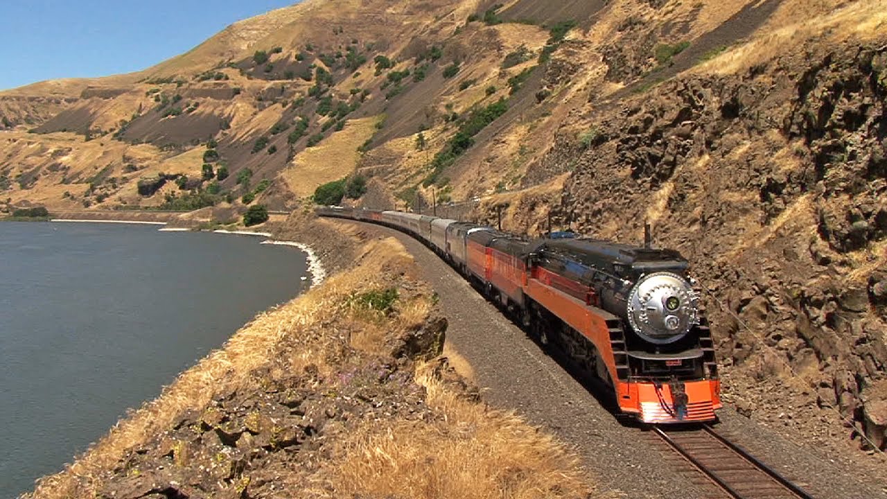 SP 4449 - Cascades Daylight 2017 - Portland to Bend