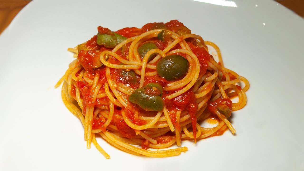 SPAGHETTI CON SUGO VELOCE ALLE OLIVE - Buono Facile Veloce