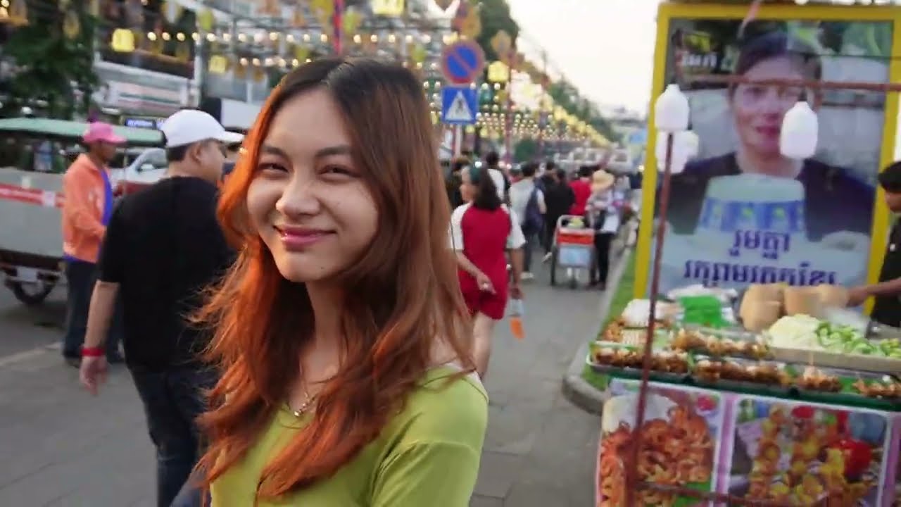 Phnom Penh Walk Street Video Full HD