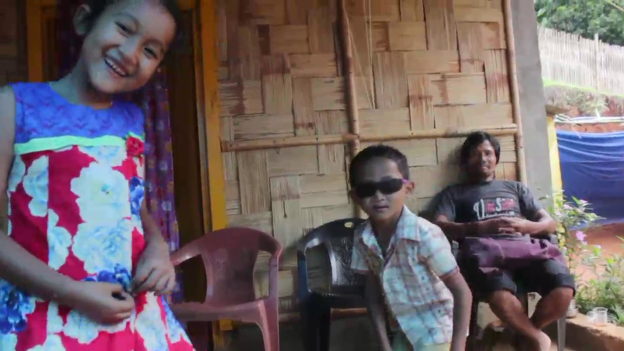 HOW KIDS (HILLS TIWA) REACT IN FRONT OF CAMERA