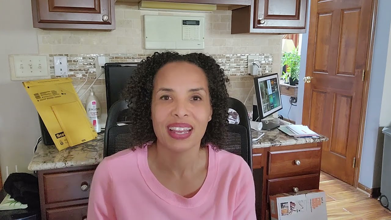 Should You Use Crib Toys? What's Best for Better Baby Sleep?