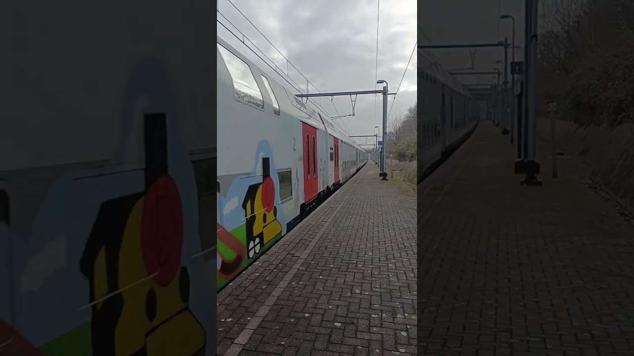 Cool train horn station Mortsel Deuren - steenweg