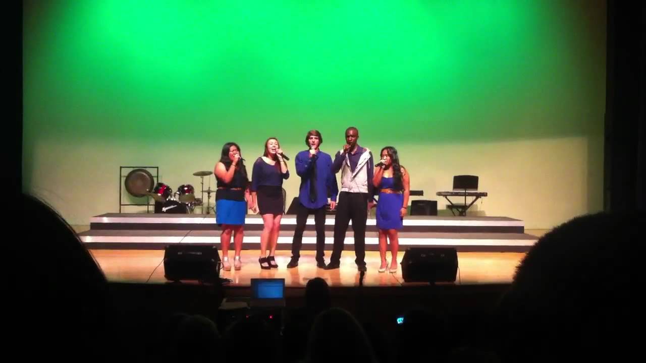 Mayfair High School Mariners sings Somebody I Use To Know (