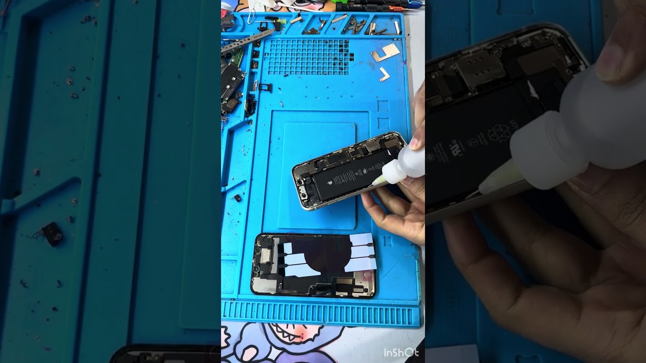 iPhone 11 Battery Replacement 