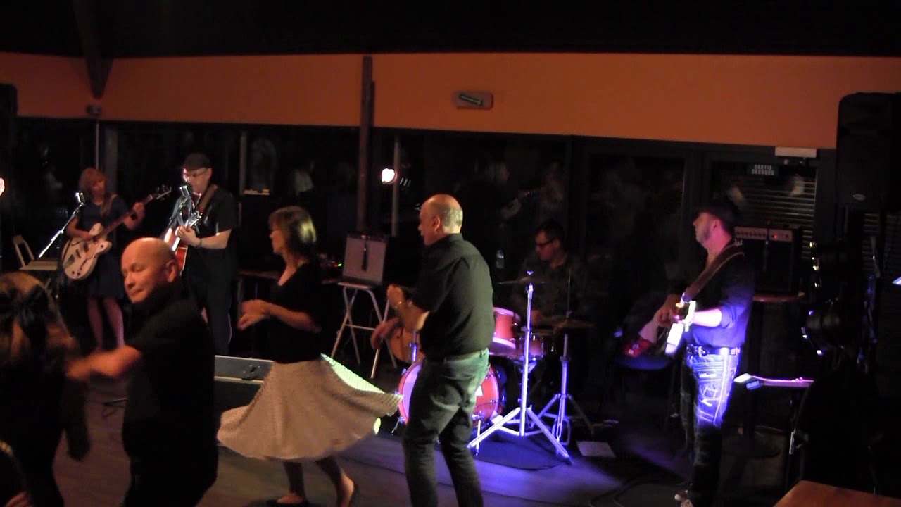 SHAKIN' CORNERS -TEDDY BOY BOOGIE  ( Crazy Cavan )