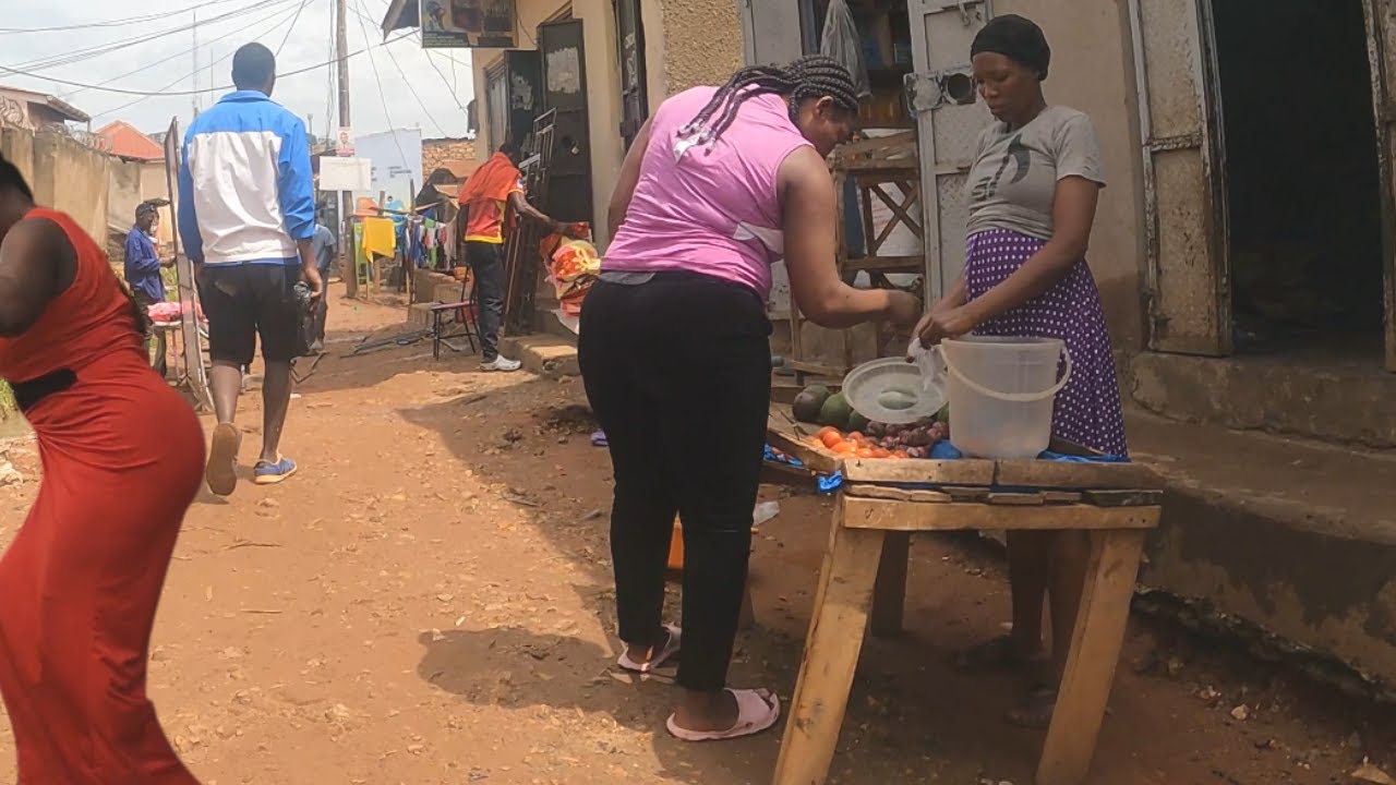 Slums of AFRICA 🌍 UGANDA🇺🇬 ! Kamwokya