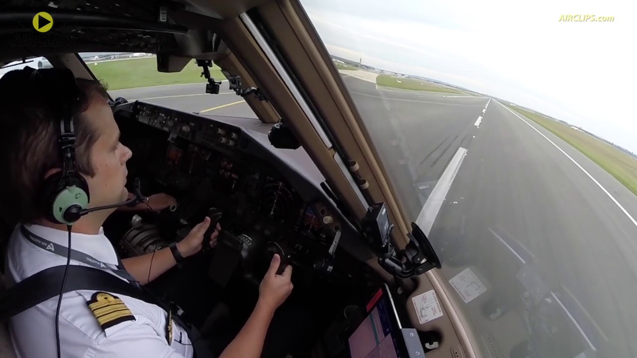 HEAVY & LOOONG B777-300ER Takeoff Run out of Paris CDG!  [AirClips]