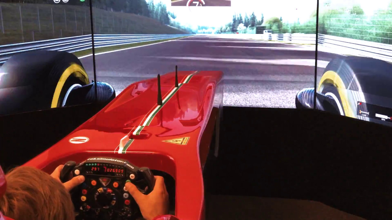 Evotek F1 Simulator tested by Andrea Montermini at Atellani Milano