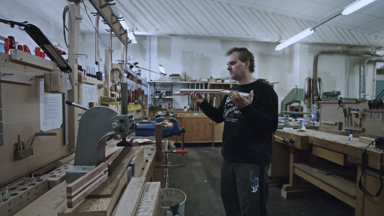 Insight Siggi Braun - Guitars: Factory Tour video