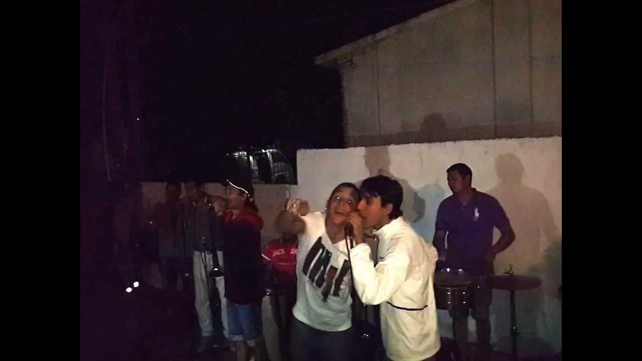 martin quiroga cantando para nahuel feliz cumple hijooooooooooooooo