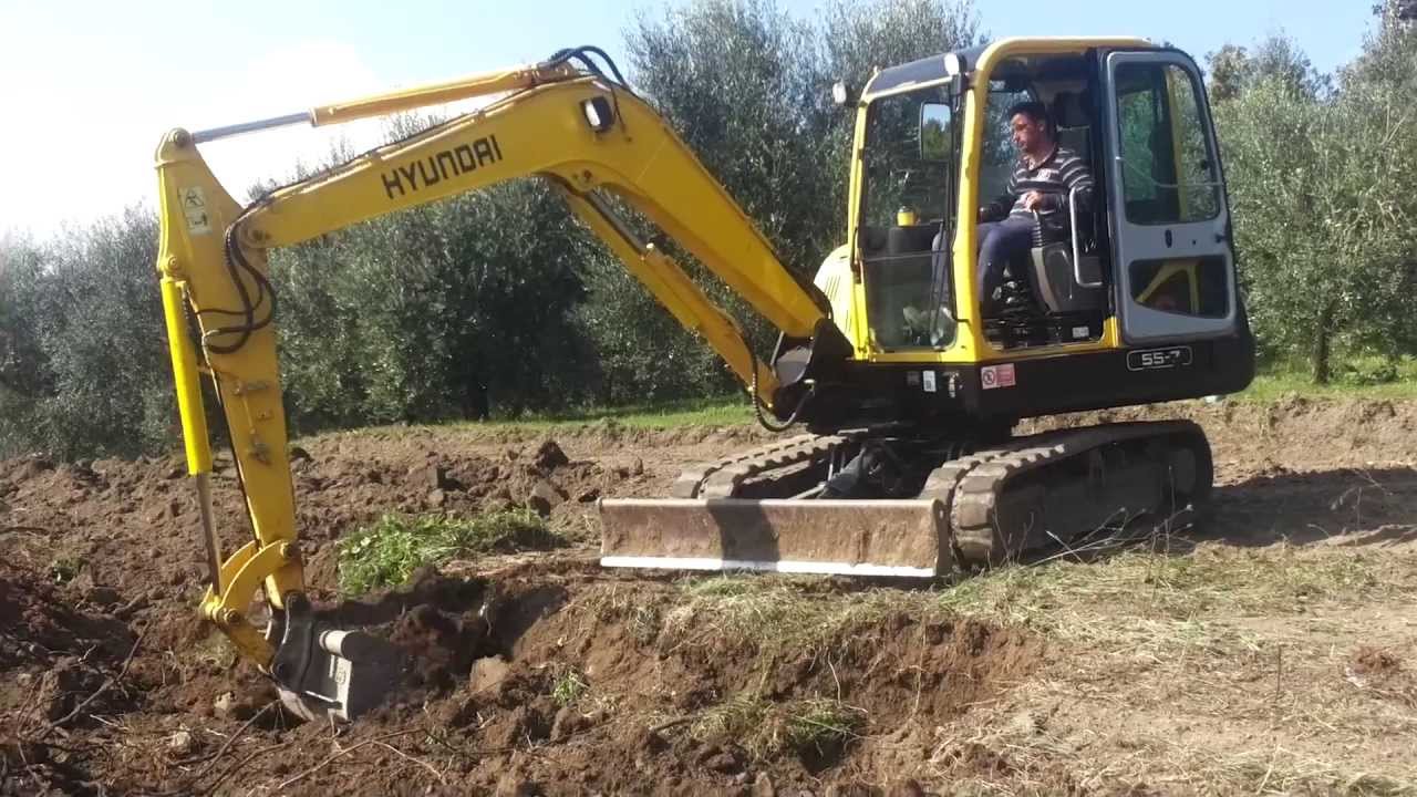 escavatoristi di professione, scasso per uliveto escavatore hyundai 55-7 (lu scassate)