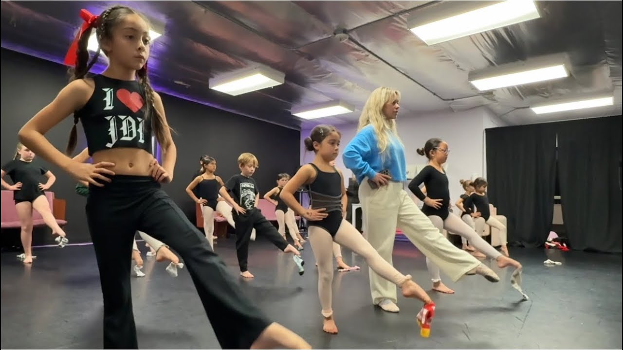 Full ballet class 6-8yo ( JDI DANCE COMPANY )