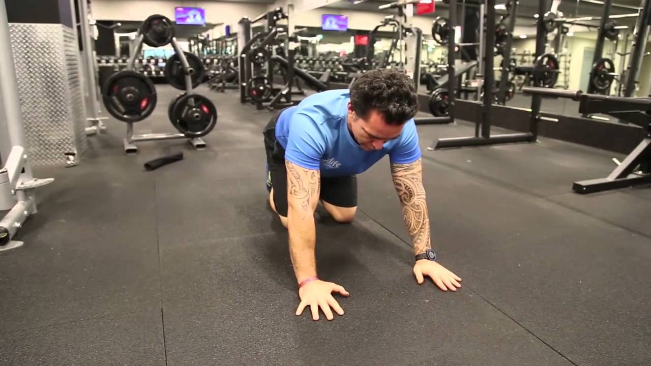 Triceps - Bodyweight Tricep Diamond Push Up Variation