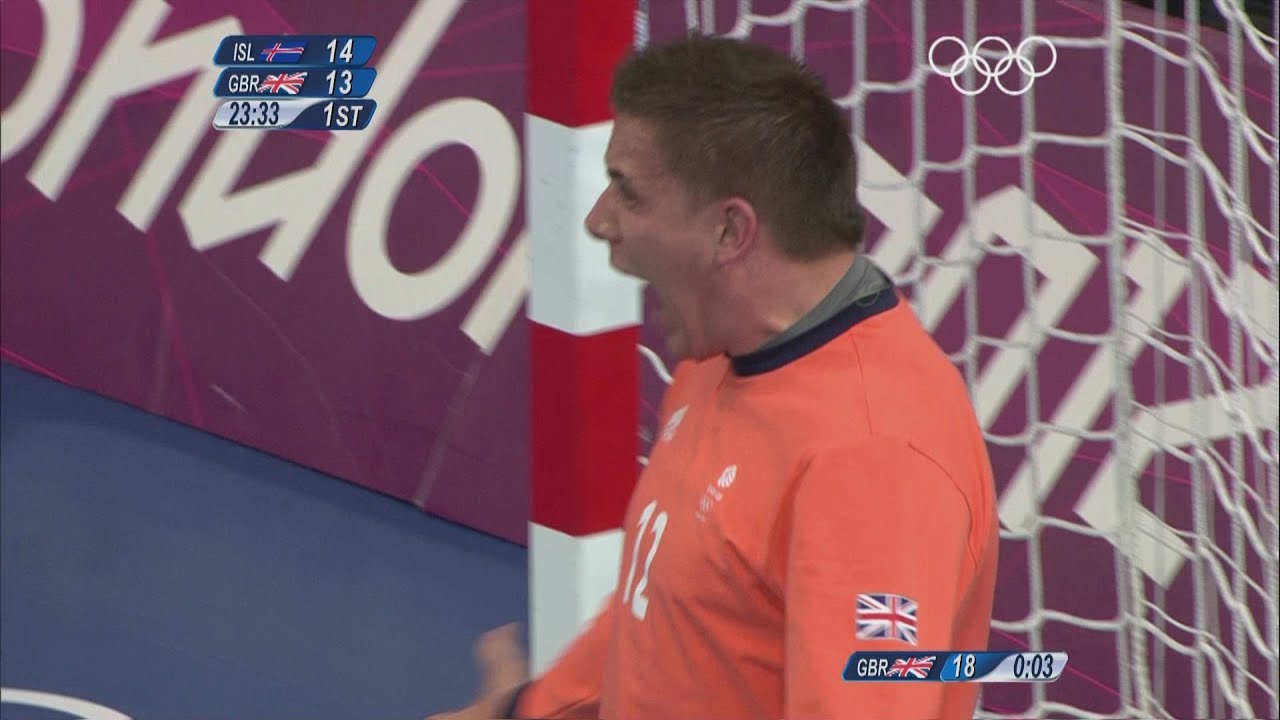 Men's Handball Preliminary Round - ISL v GBR | London 2012 Olympics
