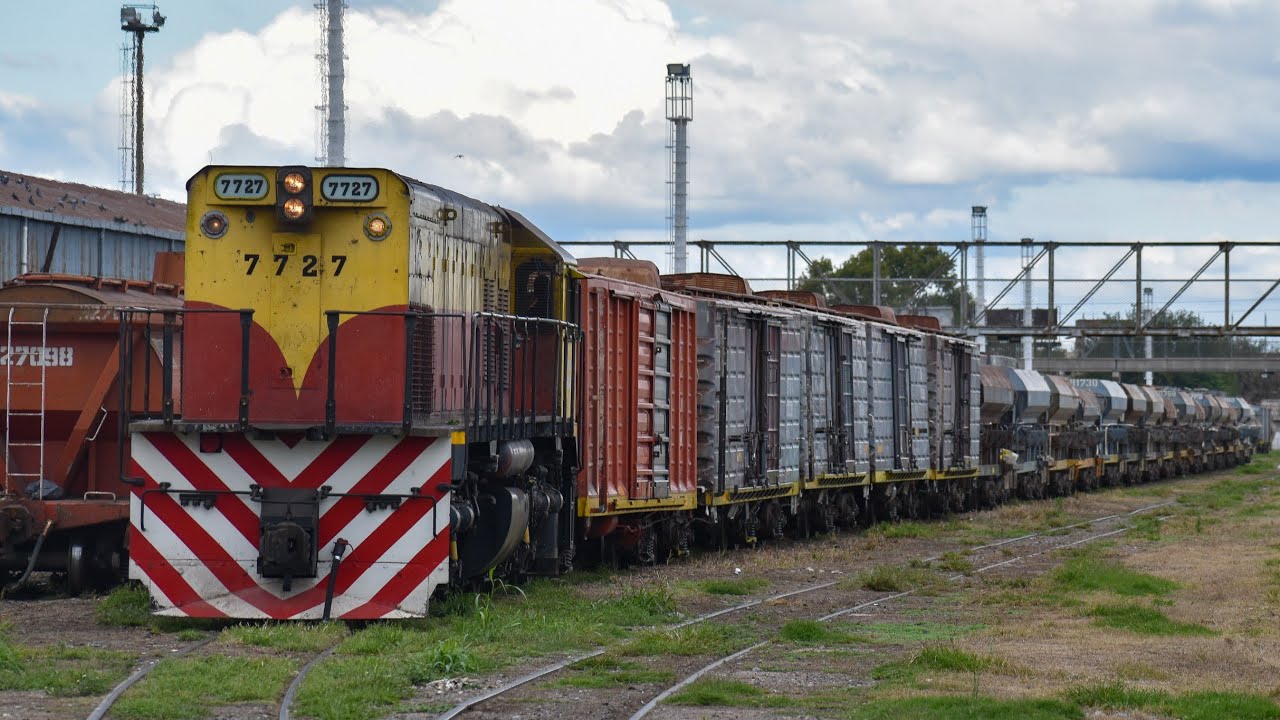 G22/7727-TAC(LB)-Maniobras en Alta Córdoba con Cubiertos y Tolvas Piedreras!!