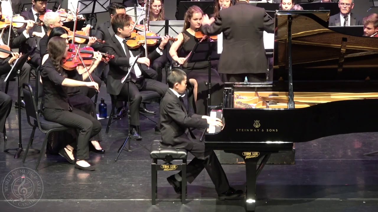 11 yrs old Felix Wu is playing Alec Rowley, Miniature Concerto in G Major, 1st movement