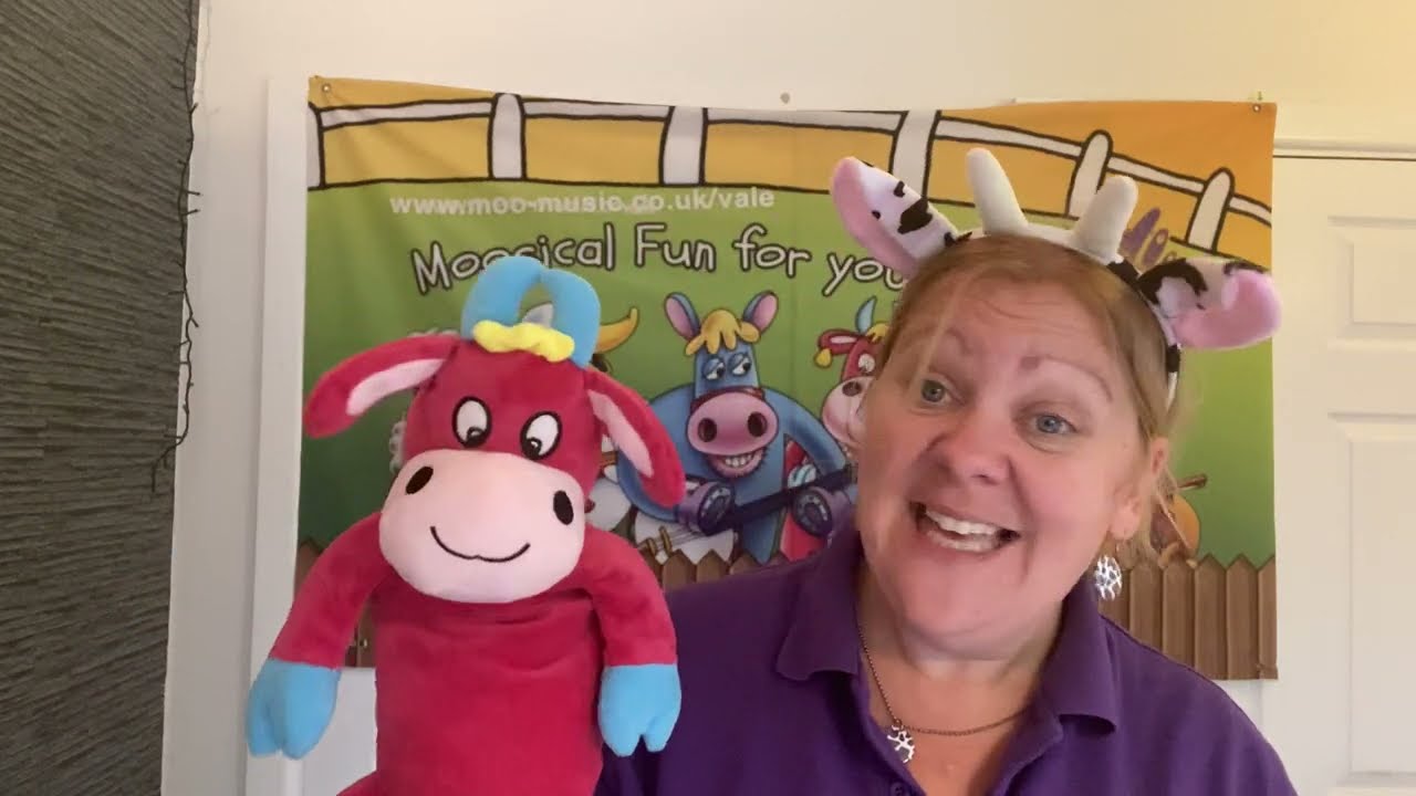 Peekaboo with Farmer Kirsty @Moomusicvale