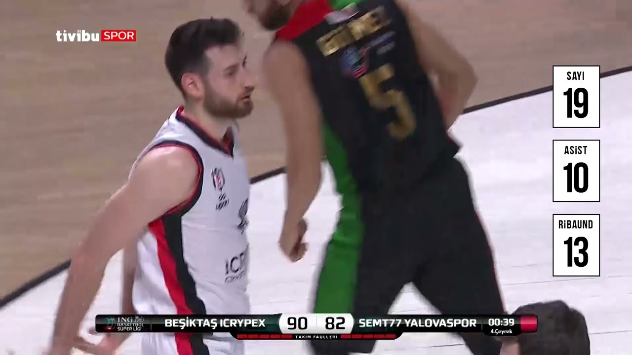Egehan Arna'nın Triple-Double Performansı