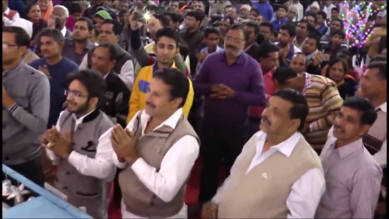 मै कमली कमली हो गयी मुरली की तान पे by स्वामी श्री भुवनेश्वरी जी / new bhajan /bhagwan ke bhajan