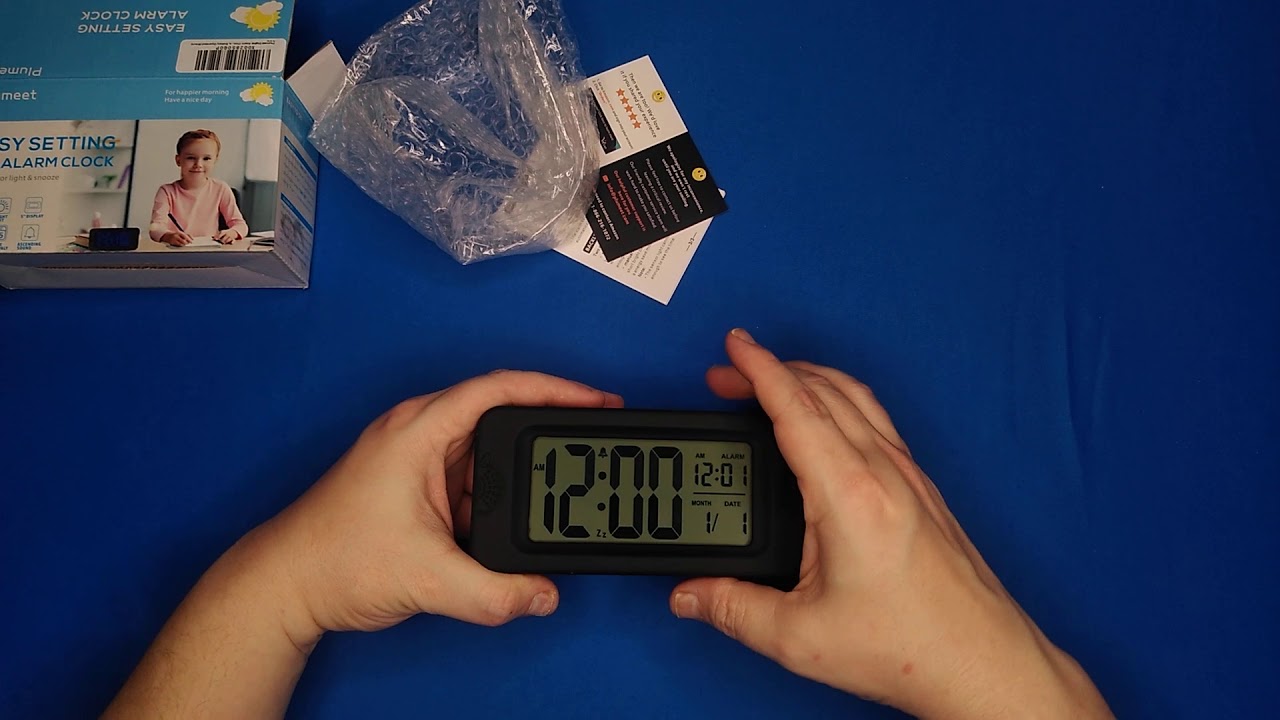 Plumeet Large Display Digital Alarm Clock