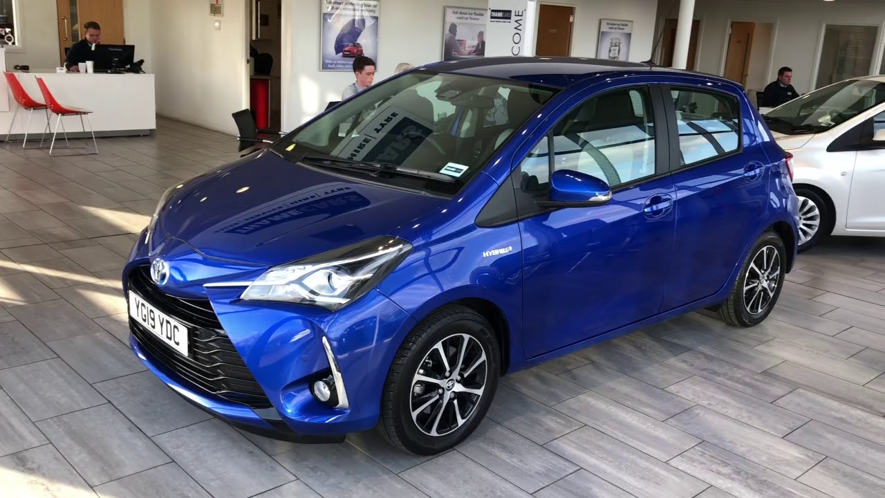 2019 19 Toyota 1.5 Hybrid Icon Tech 5dr CVT with Rear Camera for sale at Thame Cars